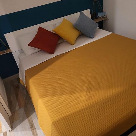 Blumon Guest House Νάπολη Εξωτερικό φωτογραφία