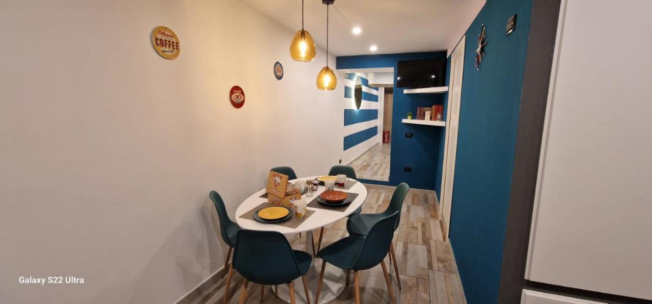 Blumon Guest House Νάπολη Εξωτερικό φωτογραφία